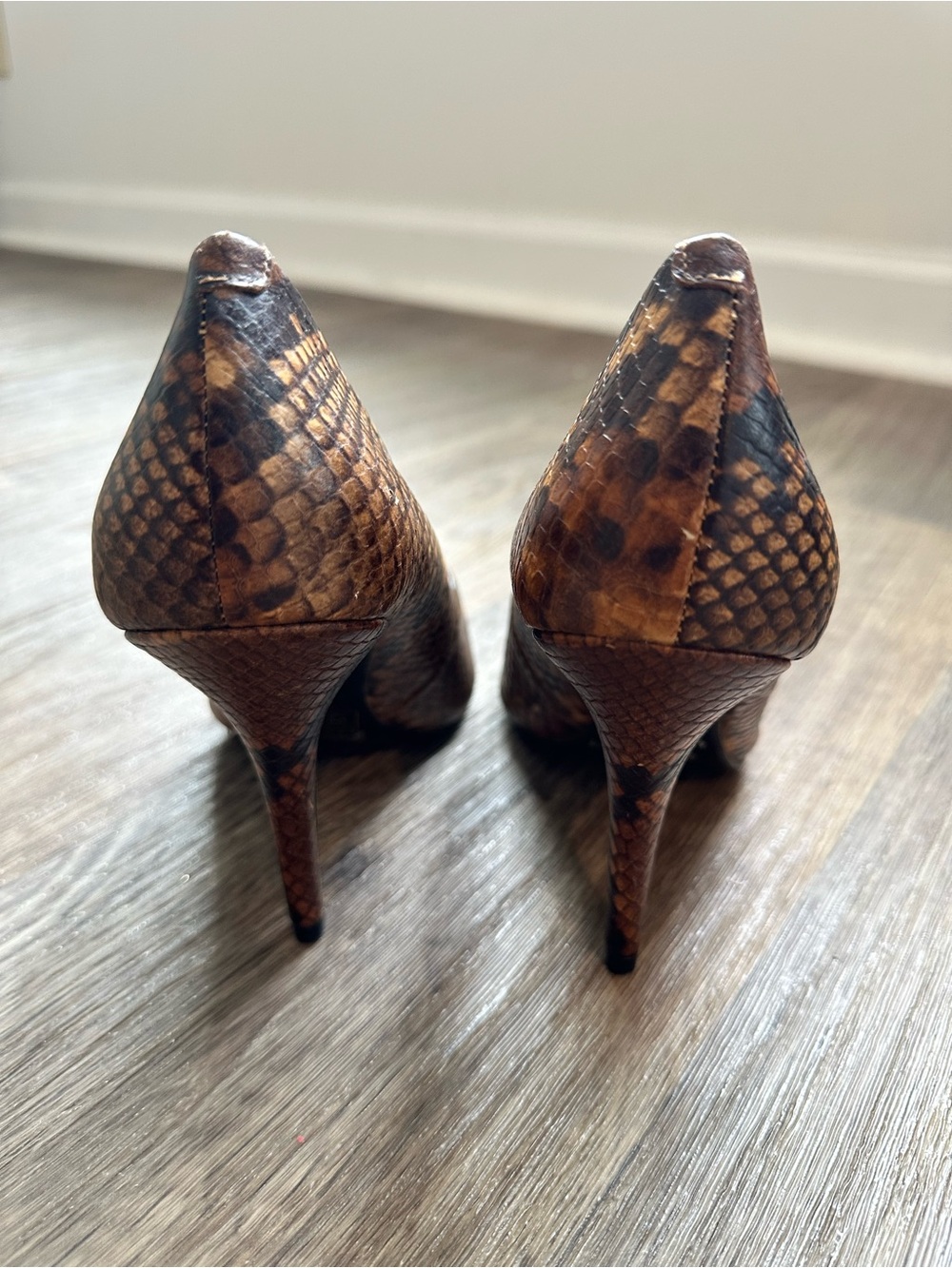 Aldo Snakeskin Print Pointed Toe Stiletto Heels Women’s Size 7.5 Brown Pumps - Picture 8 of 12
